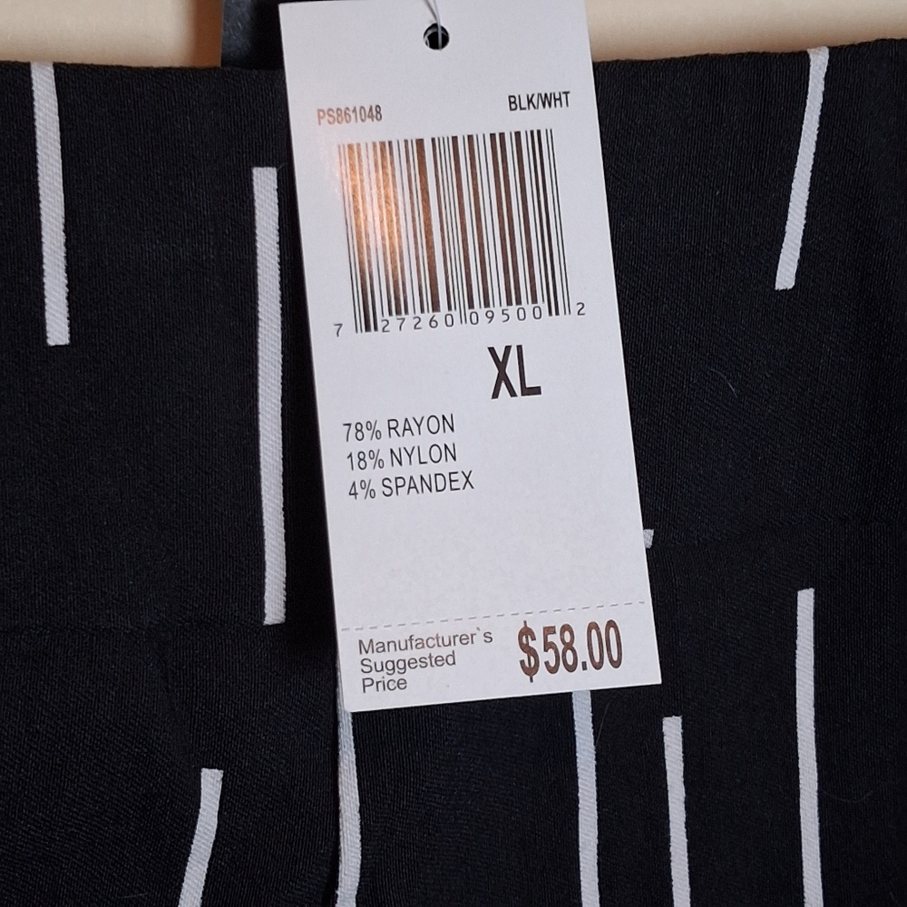 NWT Premise Studio Black Pull-On Capri Pants Sz XL Career Casual - Picture 4 of 6